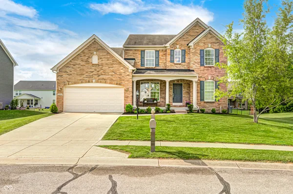 $575,000 | 7851 Friends Creek, Avon, IN 46123