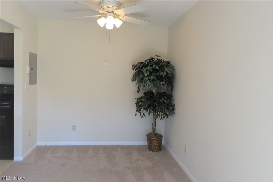 985 Canyon View Road, Unit 201A Northfield, OH 44067 - Photo 9 of 35 Dining Room w/Ceiling Fan