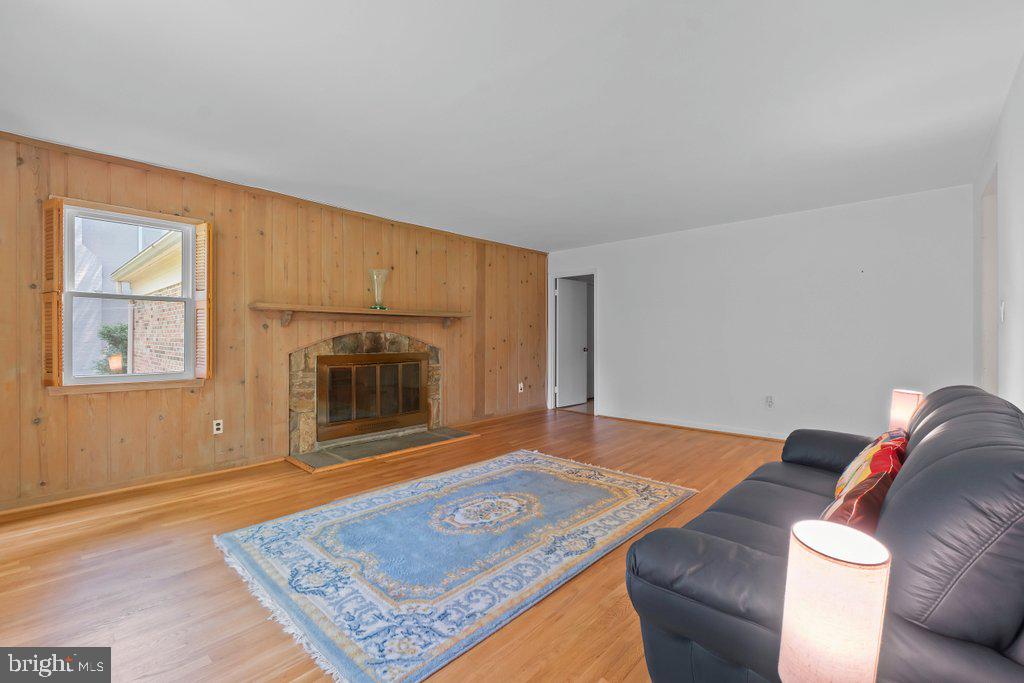 9704 Hall Road Potomac, MD 20854 - Photo 20 of 41 a living room with a rug and a rug