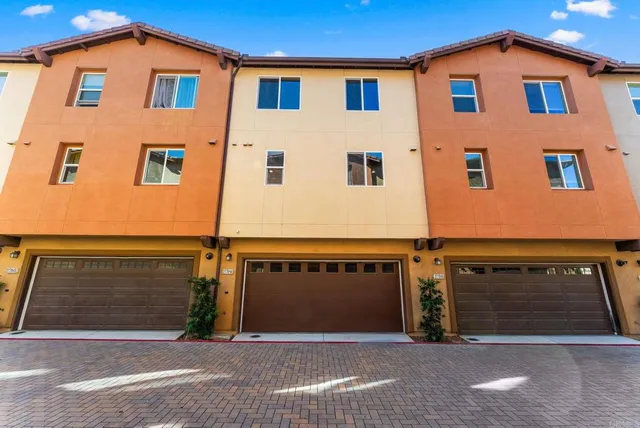 $739,998 | 2770 Sparta Road, Unit 14, Chula Vista, CA 91915
