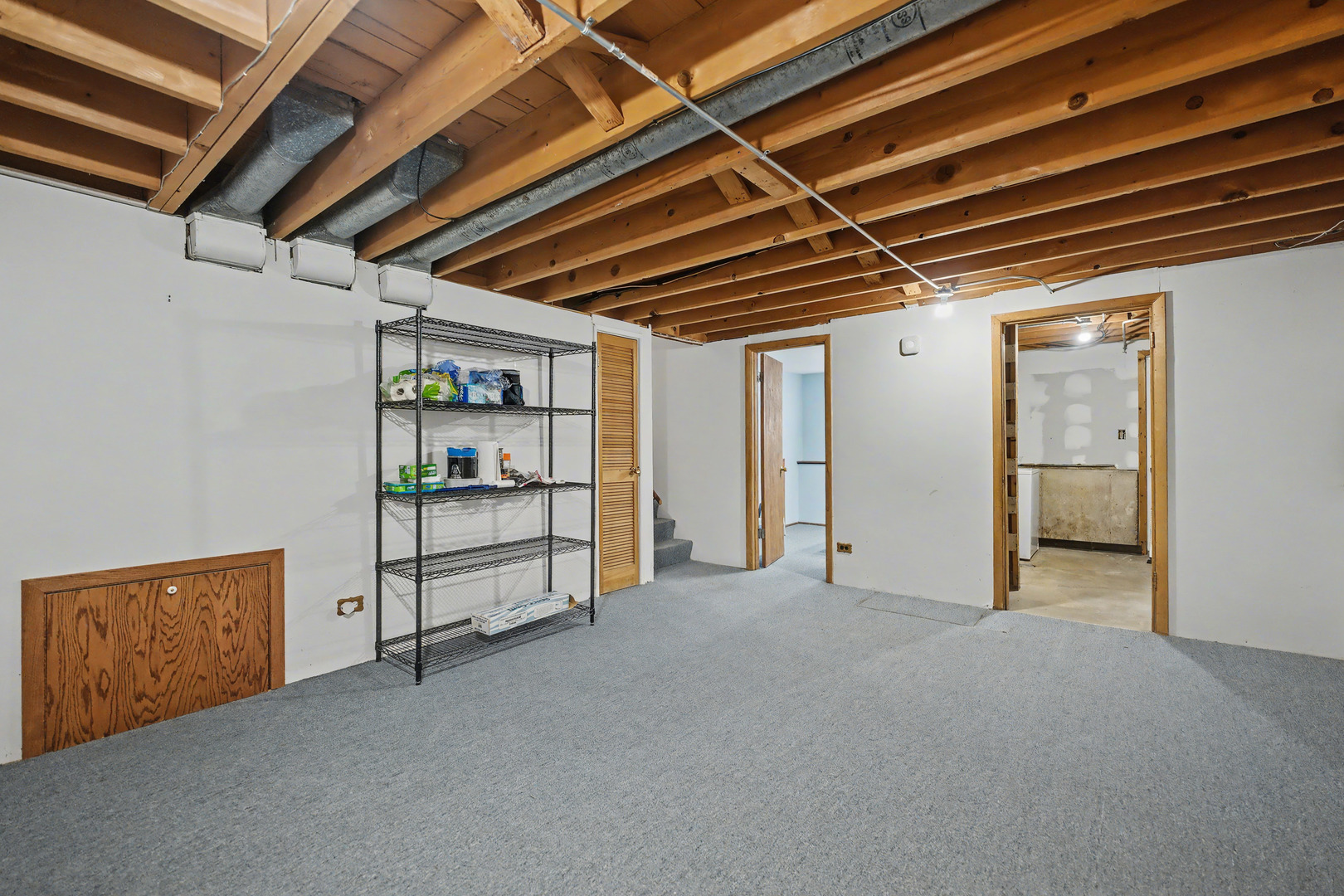 118 Evergreen Street Addison, IL 60101 - Photo 23 of 38 a view of an empty room