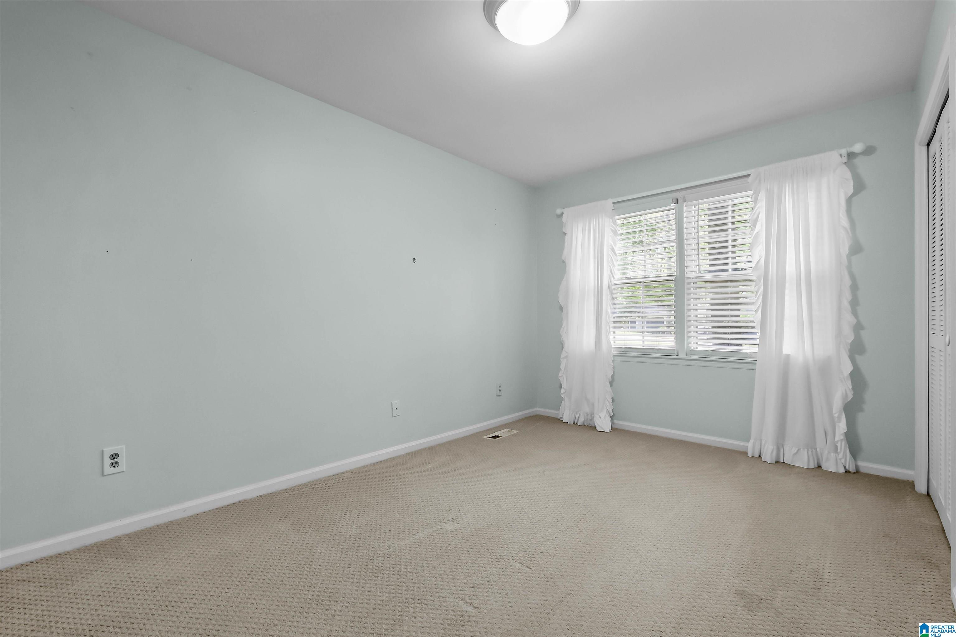 5027 Indian Valley Road Birmingham, AL 35244 - Photo 22 of 39