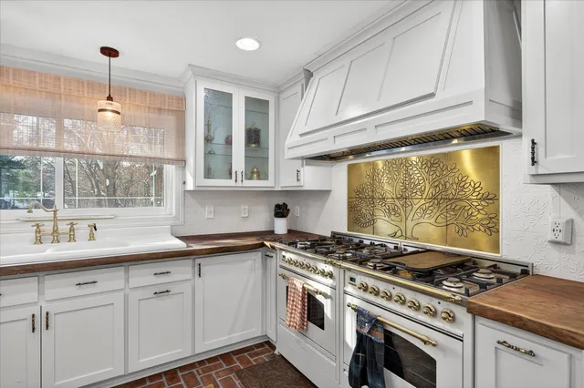 $435,000 | 13878 252nd Avenue Northwest, Zimmerman, MN 55398