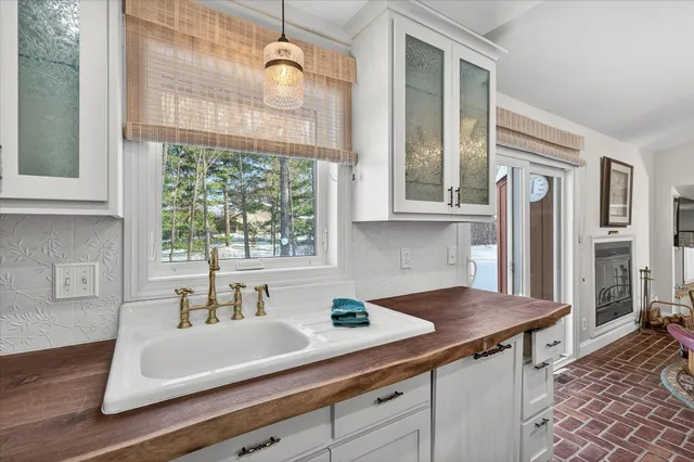 $435,000 | 13878 252nd Avenue Northwest, Zimmerman, MN 55398