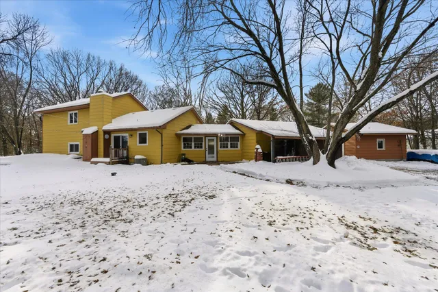 $435,000 | 13878 252nd Avenue Northwest, Zimmerman, MN 55398