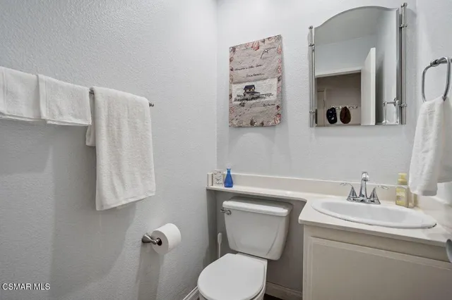 $739,999 | 656 Blue Oak Avenue, Thousand Oaks, CA 91320