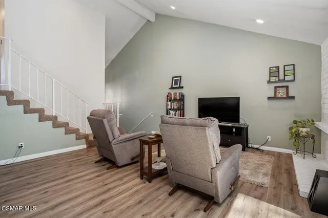 $739,999 | 656 Blue Oak Avenue, Thousand Oaks, CA 91320