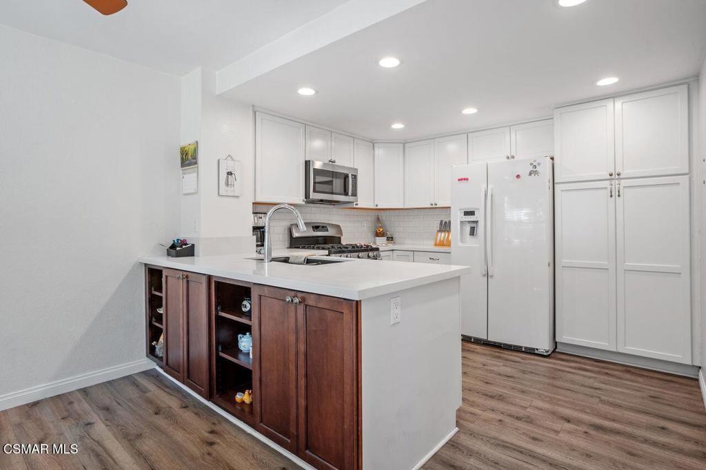 656 Blue Oak Avenue Thousand Oaks, CA 91320 - Photo 20 of 33