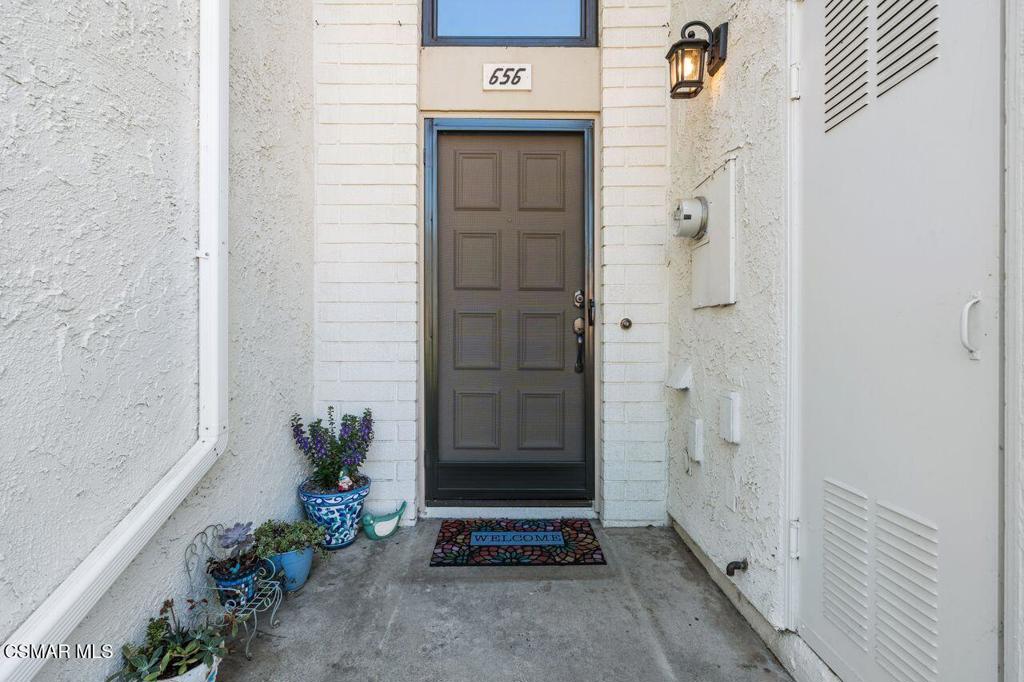 656 Blue Oak Avenue Thousand Oaks, CA 91320 - Photo 10 of 33