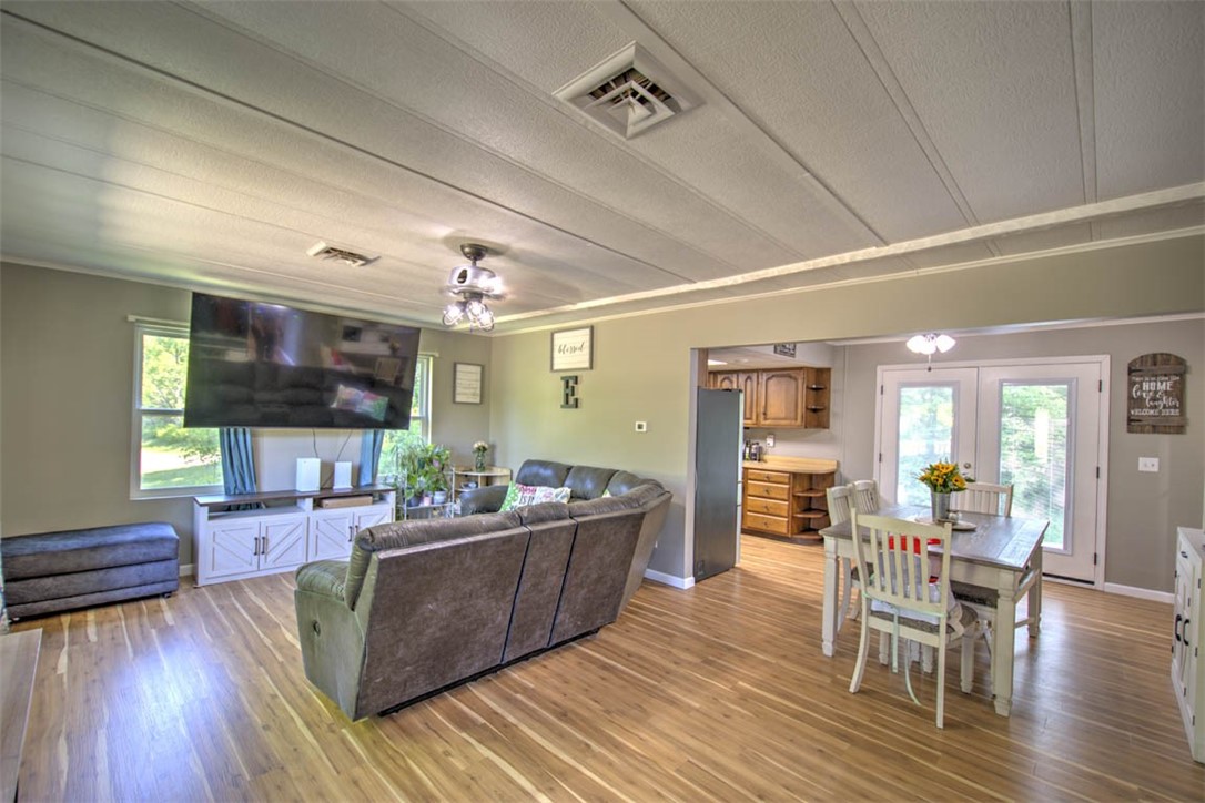9977 Cabin Road Argenta, IL 62501 - Photo 10 of 32