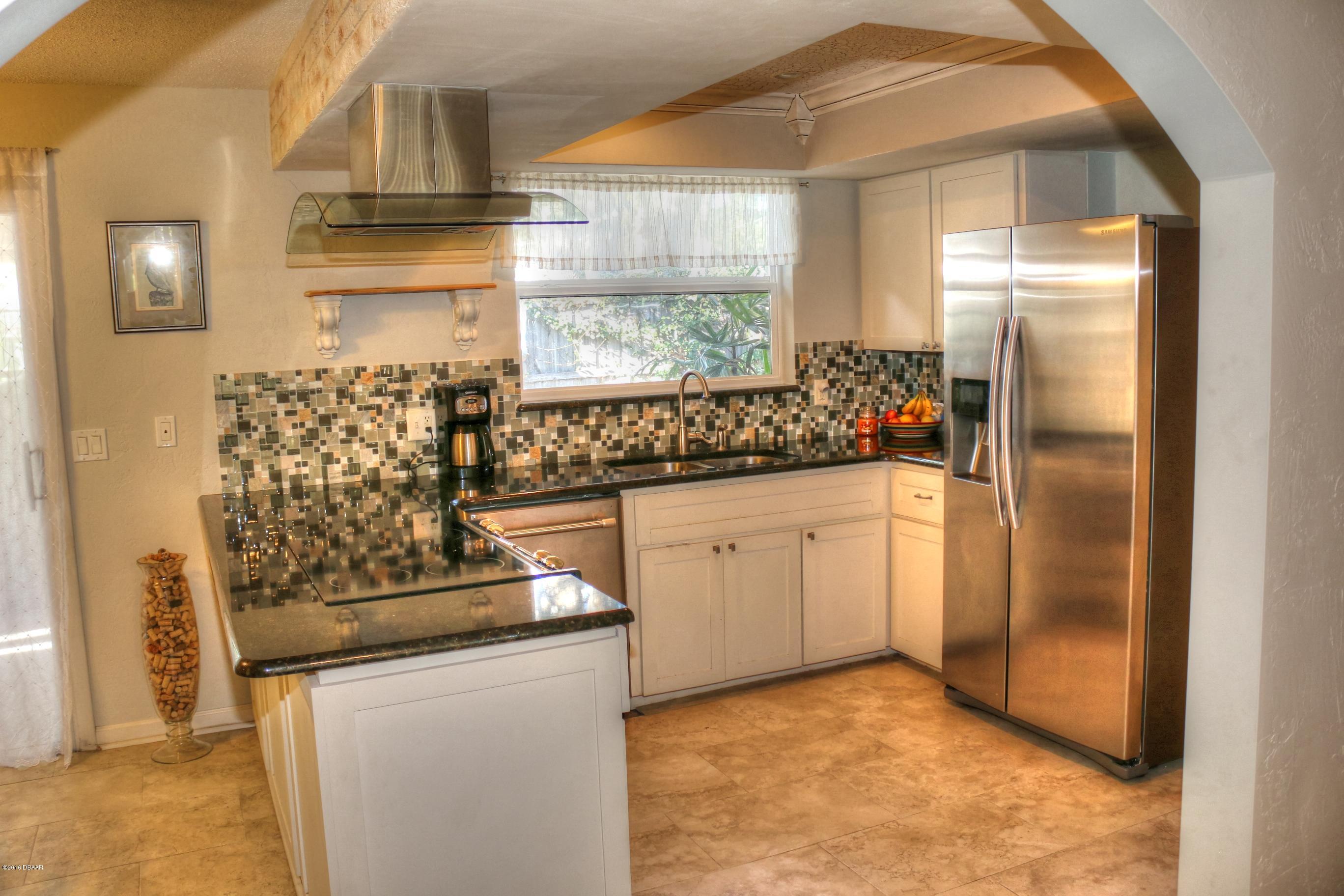 636 Sherman Road South Daytona, FL 32119 - Photo 11 of 23 11Kitchen__636 Sherman South Daytona Flo