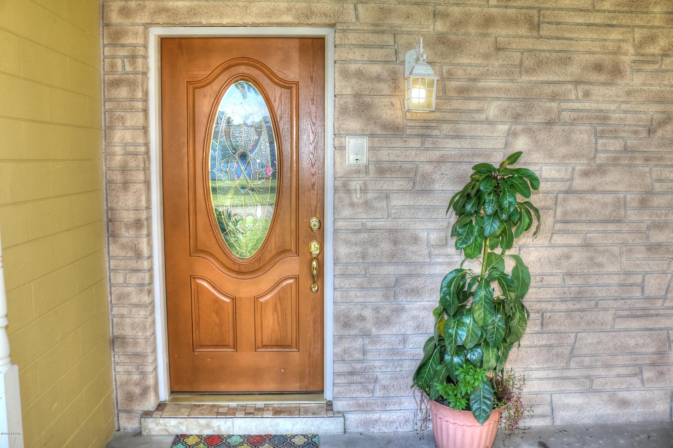 636 Sherman Road South Daytona, FL 32119 - Photo 4 of 23 4Entrance__636 Sherman South Daytona Flo