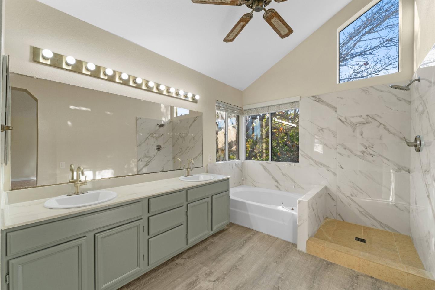 9465 Eagle View Way Gilroy, CA 95020 - Photo 25 of 32