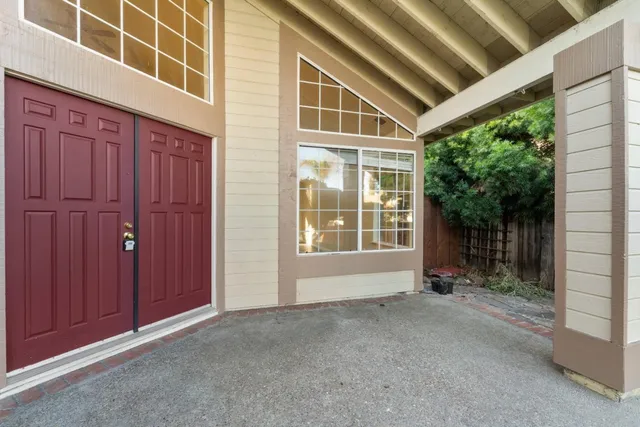 $1,099,000 | 9465 Eagle View Way, Gilroy, CA 95020