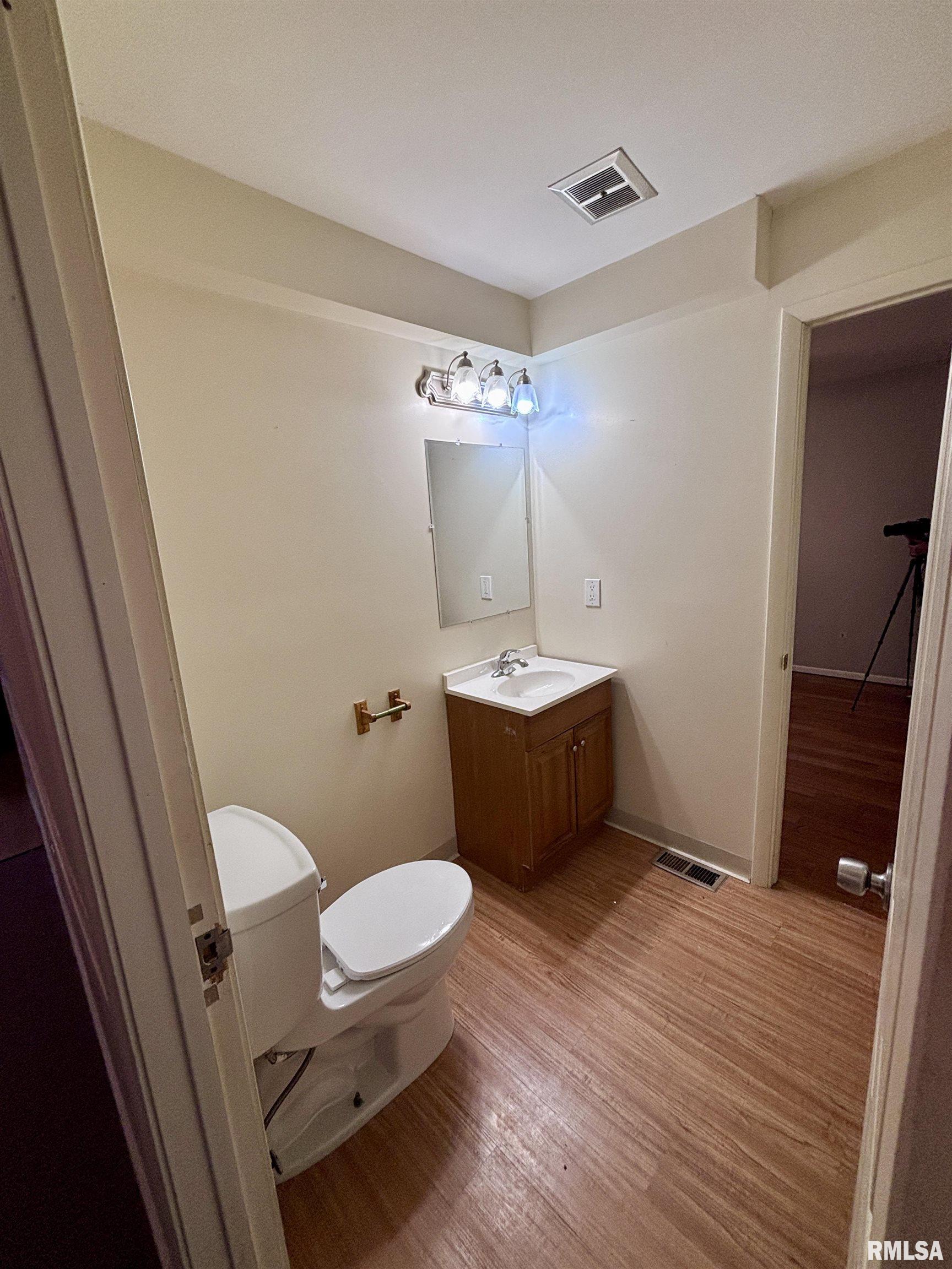 60 North Oxford Road Springfield, IL 62702 - Photo 19 of 28