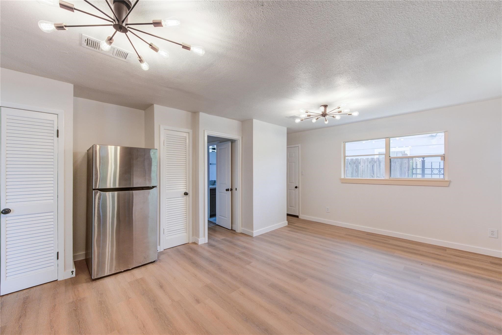 4914 Pershing Street Houston, TX 77033 - Photo 25 of 34