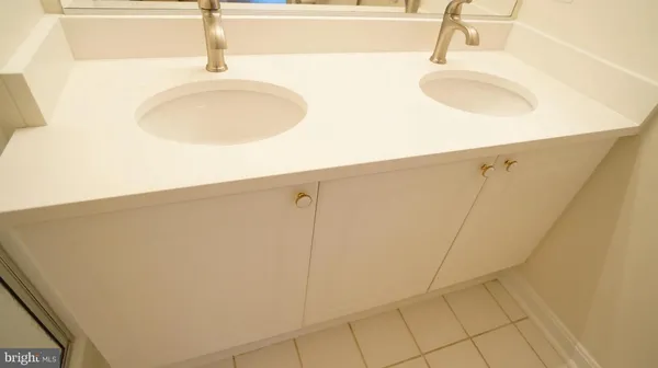$2,500 | 8183 Carnegie Hall Court, Unit 306, Vienna, VA 22180