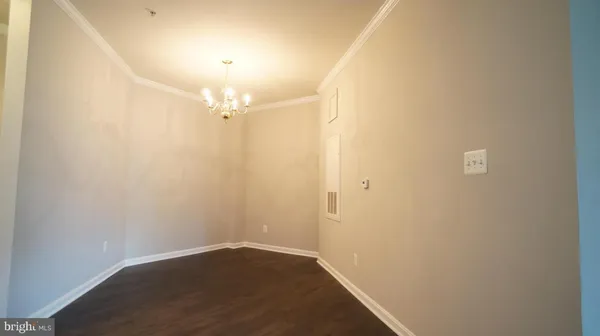 $2,500 | 8183 Carnegie Hall Court, Unit 306, Vienna, VA 22180