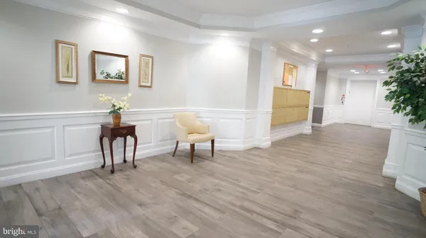 $2,500 | 8183 Carnegie Hall Court, Unit 306, Vienna, VA 22180