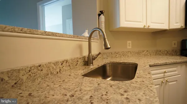 $2,500 | 8183 Carnegie Hall Court, Unit 306, Vienna, VA 22180