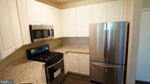 $2,500 | 8183 Carnegie Hall Court, Unit 306, Vienna, VA 22180