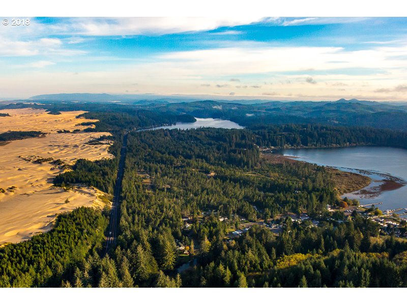 Cedar Dunes, Unit 3 Florence, OR 97439 - Photo 2 of 16 Gallery Image 2