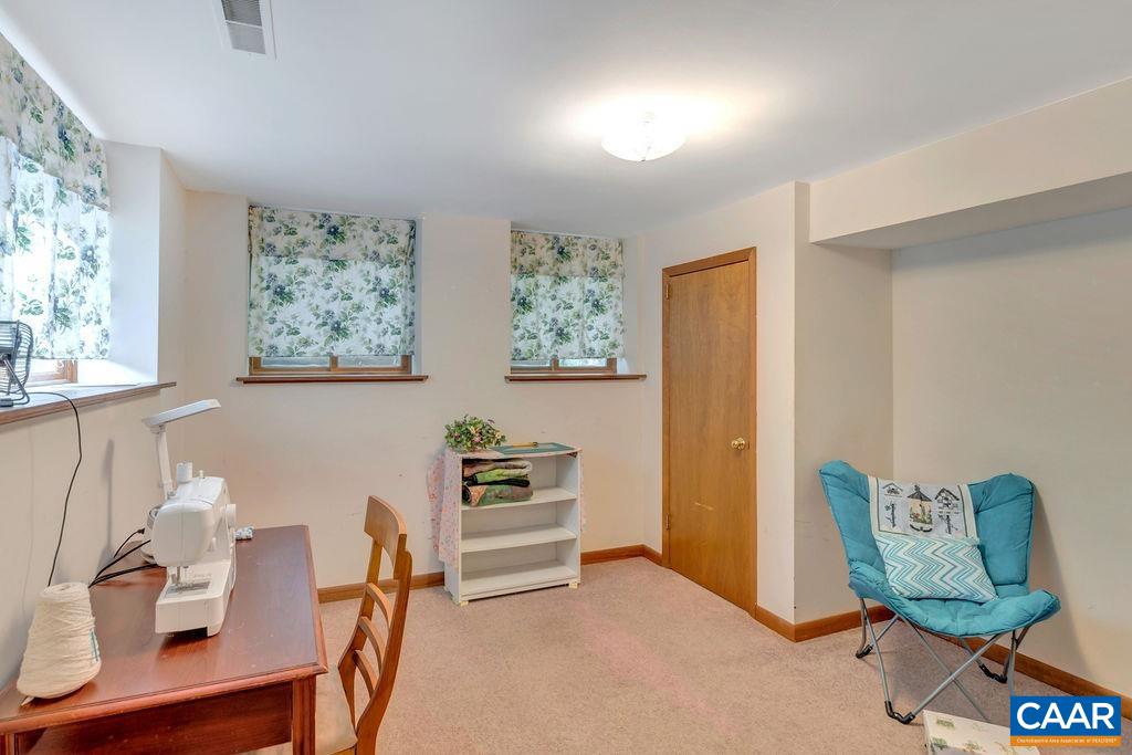 18 Laguna Road Palmyra, VA 22963 - Photo 25 of 34 a view of a livingroom with furniture and a window