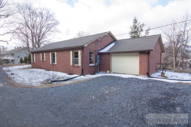 219 Cecil Miller Road Boone, NC 28607 - Photo 8 of 18 Gallery Image 8