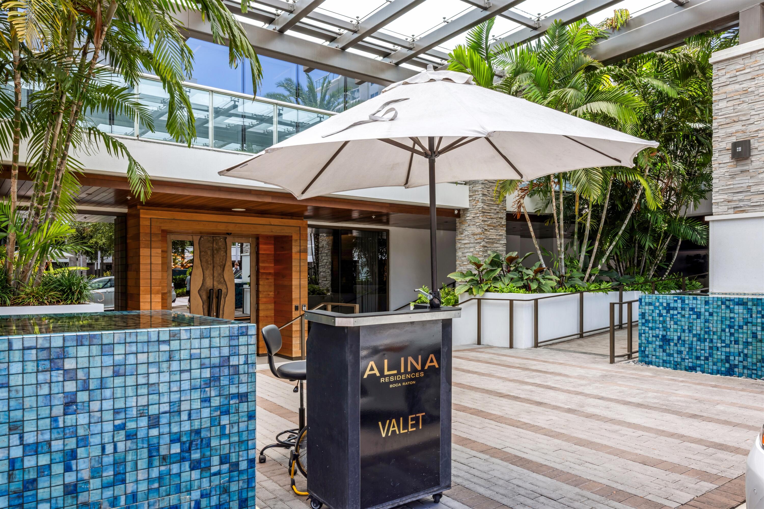 200 Southeast Mizner Boulevard, Unit 410 Boca Raton, FL 33432 - Photo 20 of 44 VALET_PARKING_COMMON_AREA