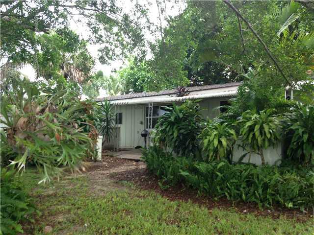 4680 Southeast Robertson Road Stuart, FL 34997 - Photo 5 of 11 Gallery Image 5