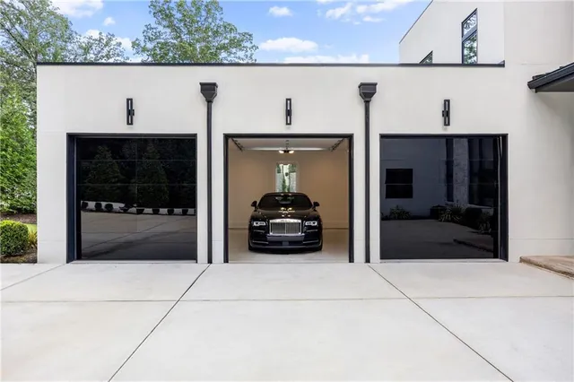 $5,500,000 | 1105 Moores Mill Road Northwest, Atlanta, GA 30327