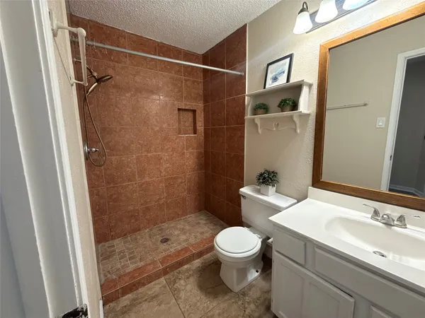 $1,650 | 11530 Springshire Drive, Houston, TX 77066