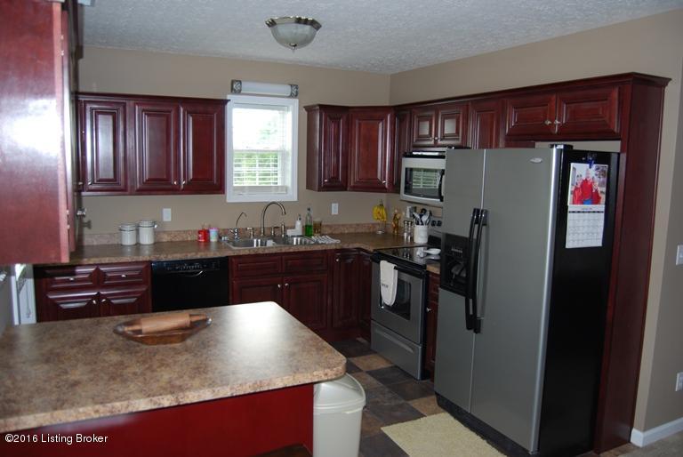 5405 Bloomfield Road Bardstown, KY 40004 - Photo 8 of 25 Kitchen 1