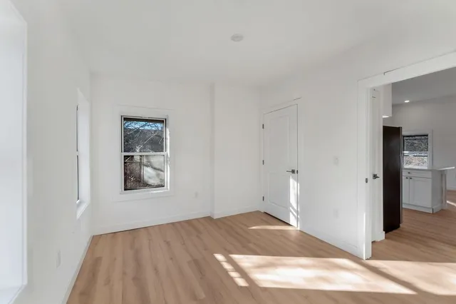 $3,600 | 306 Varick Street, Unit 4, Jersey City, NJ 07302