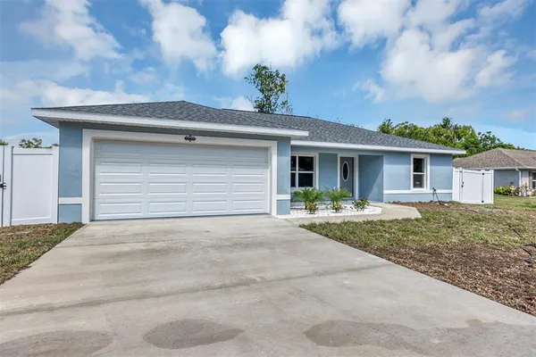 $272,500 | 13786 Southeast 42nd Avenue, Summerfield, FL 34491