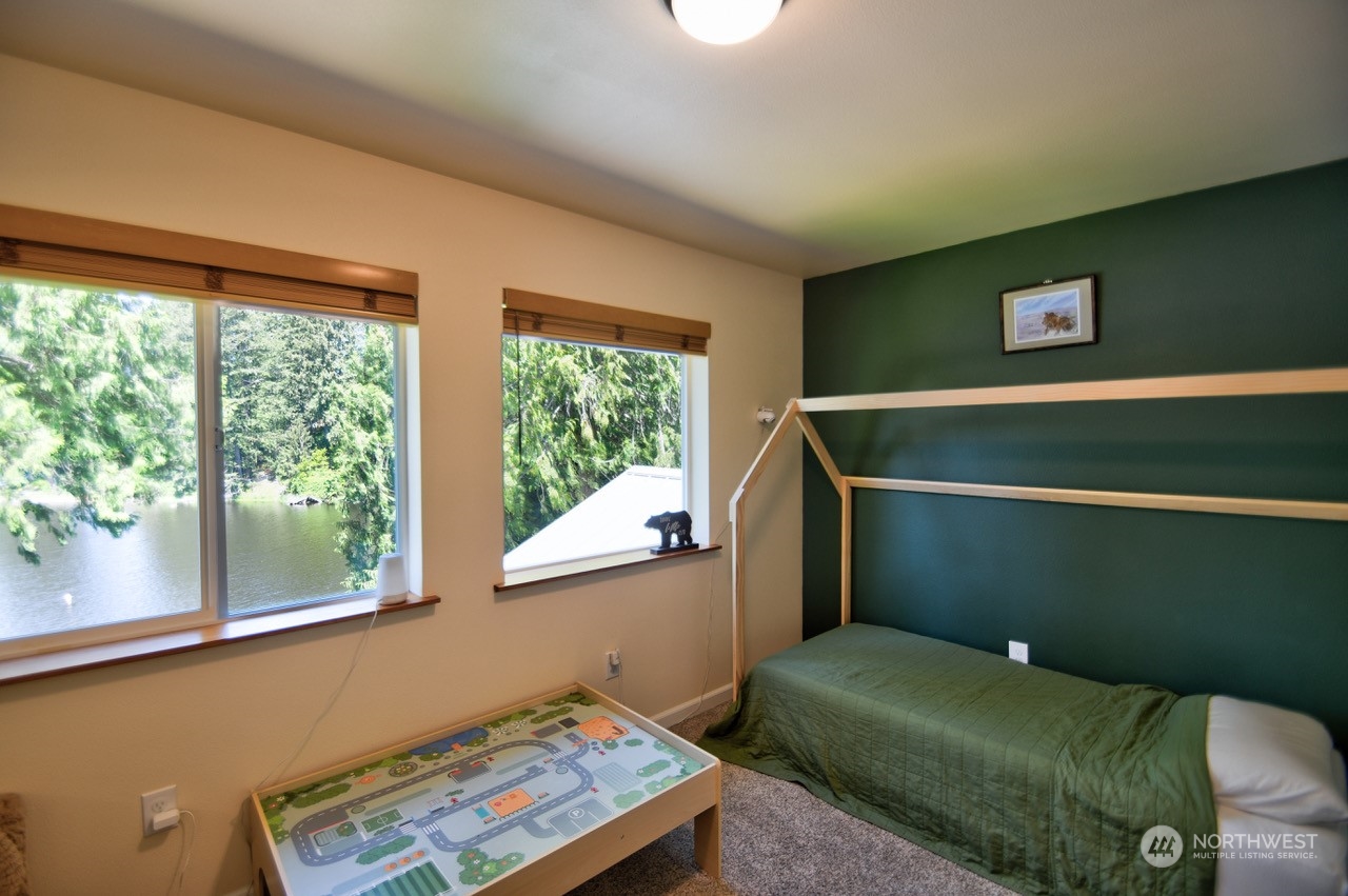 5007 Rehklau Road Southeast Olympia, WA 98513 - Photo 11 of 26 Gallery Image 11