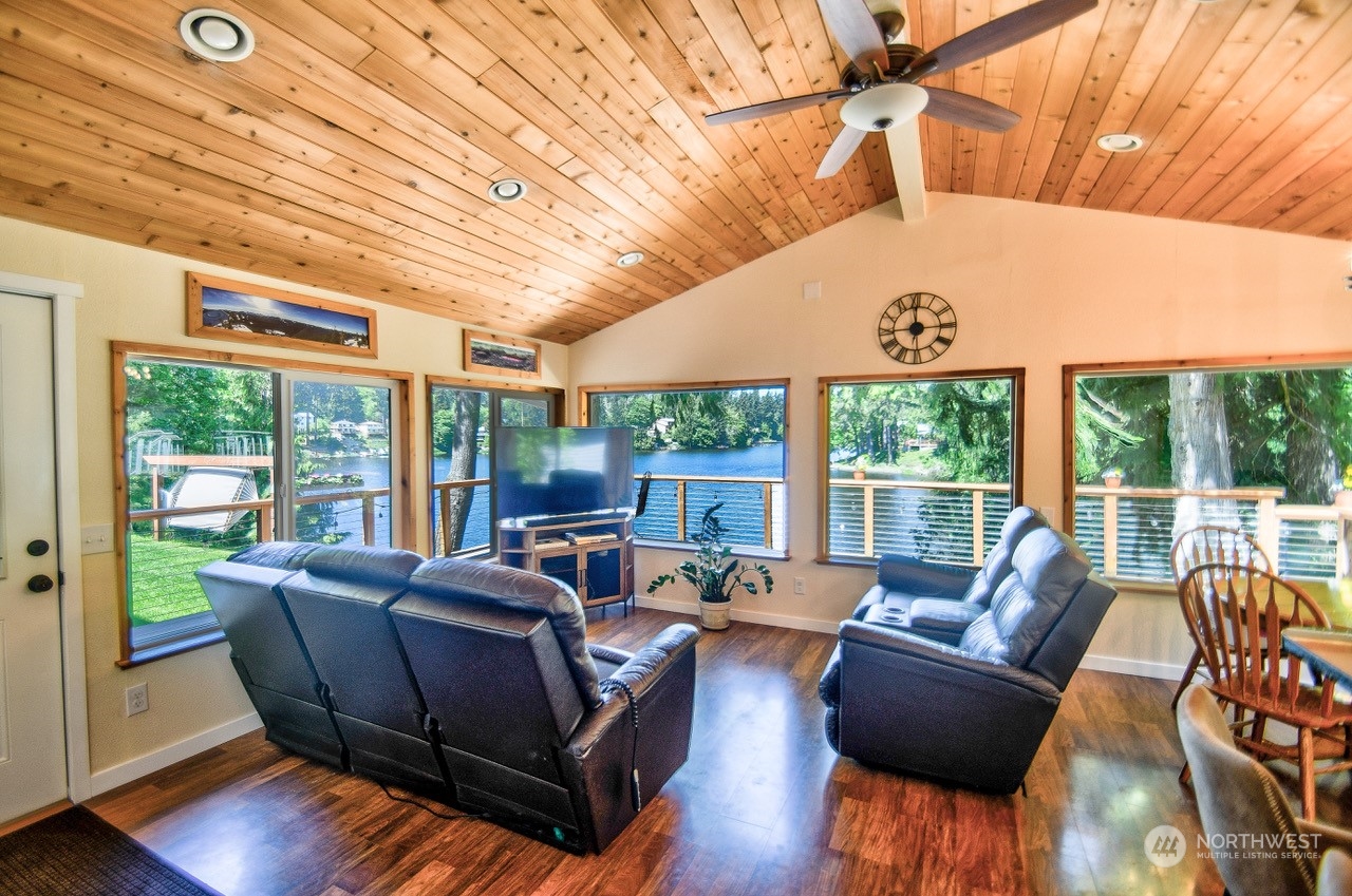 5007 Rehklau Road Southeast Olympia, WA 98513 - Photo 6 of 26 Gallery Image 6