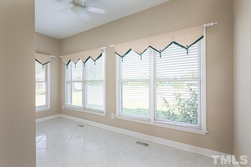 430 Dogeye Road Benson, NC 27504 - Photo 11 of 30 Gallery Image 11