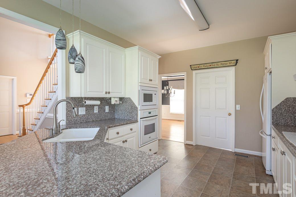 430 Dogeye Road Benson, NC 27504 - Photo 15 of 30 Gallery Image 15