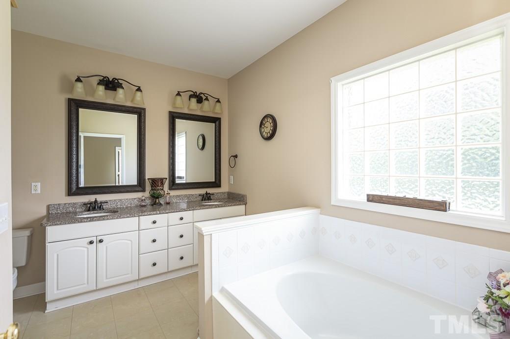 430 Dogeye Road Benson, NC 27504 - Photo 18 of 30 Gallery Image 18