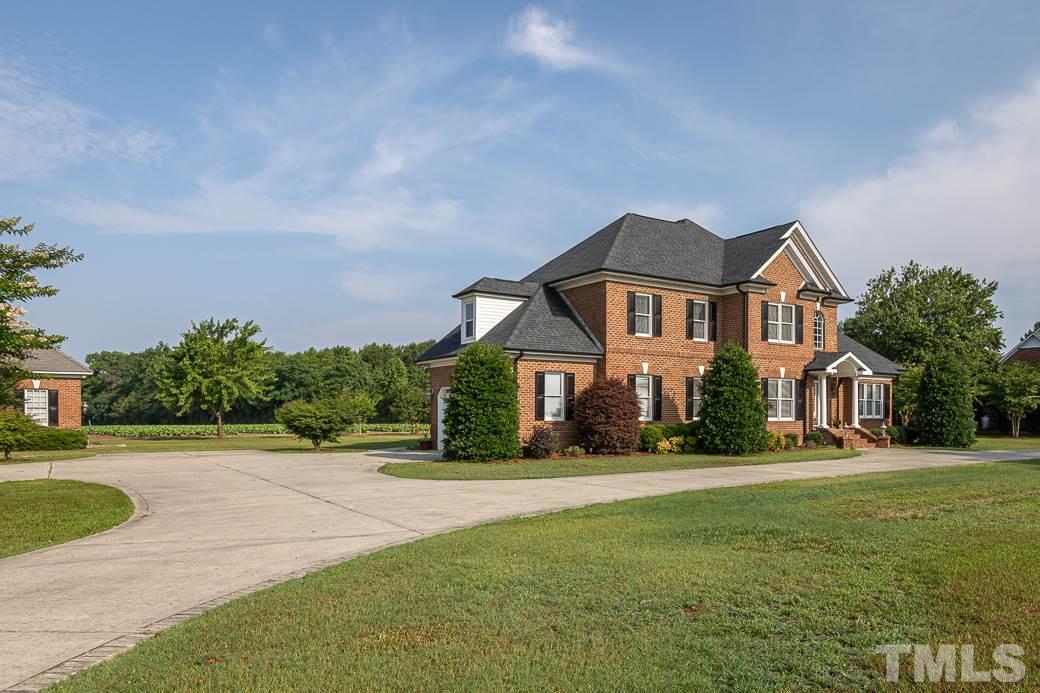 430 Dogeye Road Benson, NC 27504 - Photo 3 of 30 Gallery Image 3