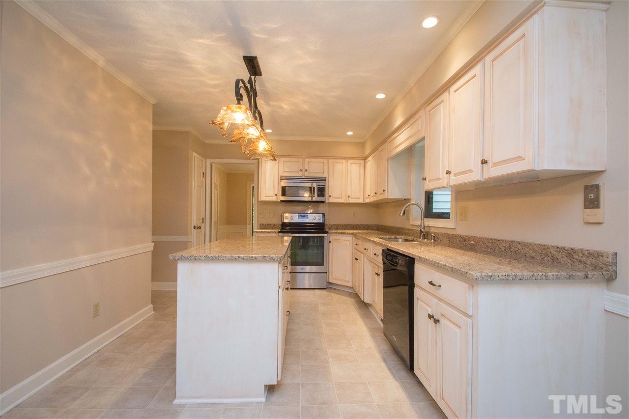 613 Brandywine Circle Raleigh, NC 27614 - Photo 5 of 23 Gallery Image 5
