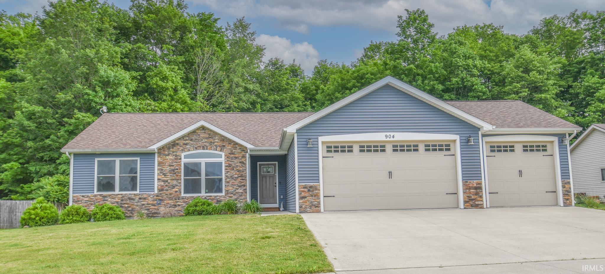 904 Nicholas Trail Fremont, IN 46737 - Photo 6 of 45