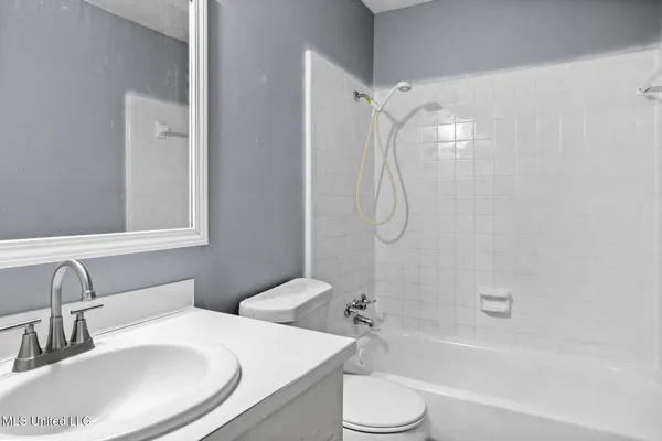 $800 | 2475 Greenfield Avenue, Jackson, MS 39213