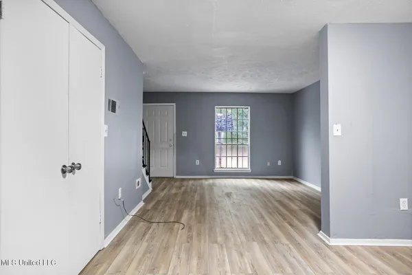 $800 | 2475 Greenfield Avenue, Jackson, MS 39213