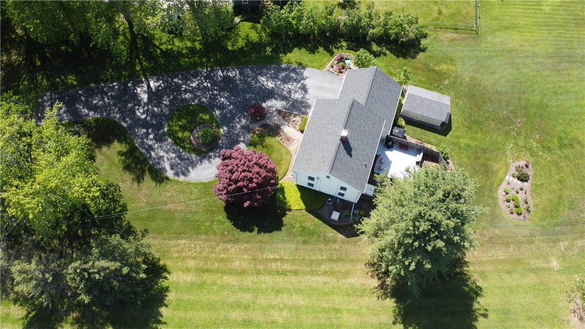 4418 Canal Road Ogden, NY 14559 - Photo 2 of 38
