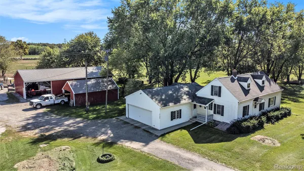 $450,000 | 3145 Cedar Lake Road, Howell, MI 48843