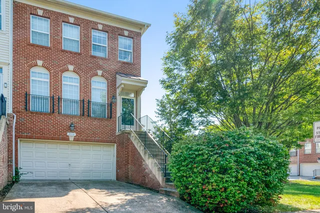 $3,450 | 8535 Wyngate Manor Court, Alexandria, VA 22309