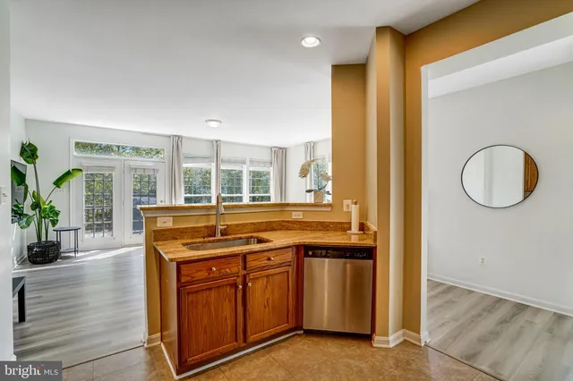 $3,450 | 8535 Wyngate Manor Court, Alexandria, VA 22309