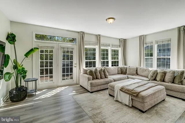 $3,450 | 8535 Wyngate Manor Court, Alexandria, VA 22309